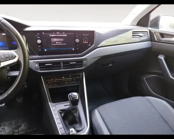 Volkswagen Polo view 11