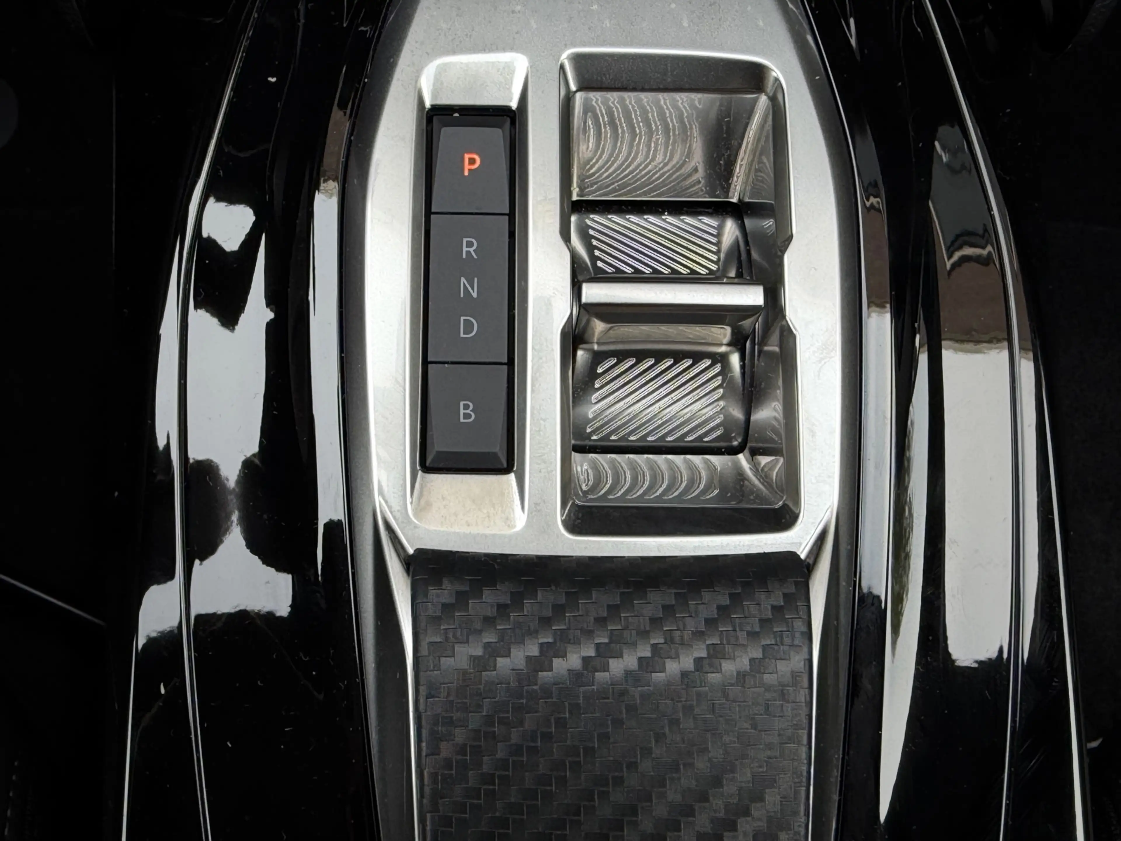 Peugeot e-208 EV GT 51 kWh 156PK | ACC | — photo 25
