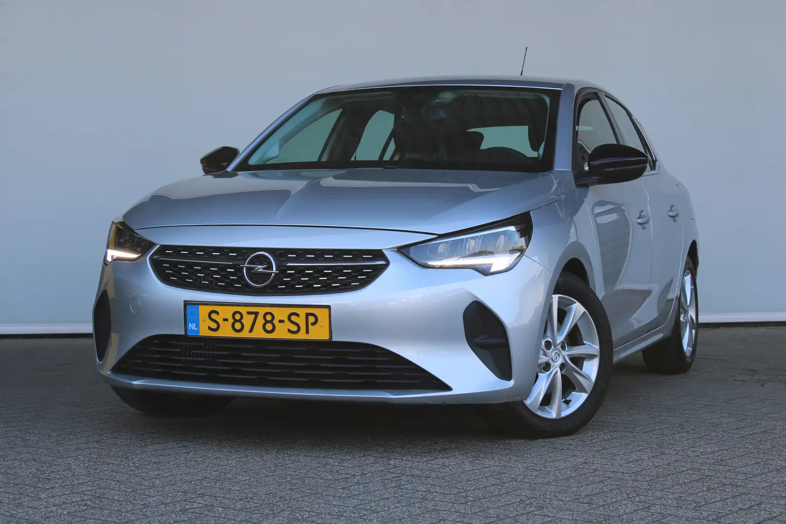 Opel Corsa 1.2 Level 3 Elegance | 100 pk | LED | Half leder | Gris - 1