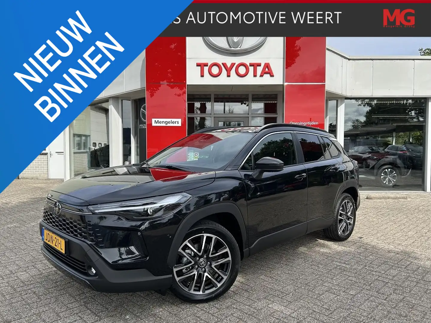 Toyota Corolla Cross Hybrid 180 Executive Zwart - 1