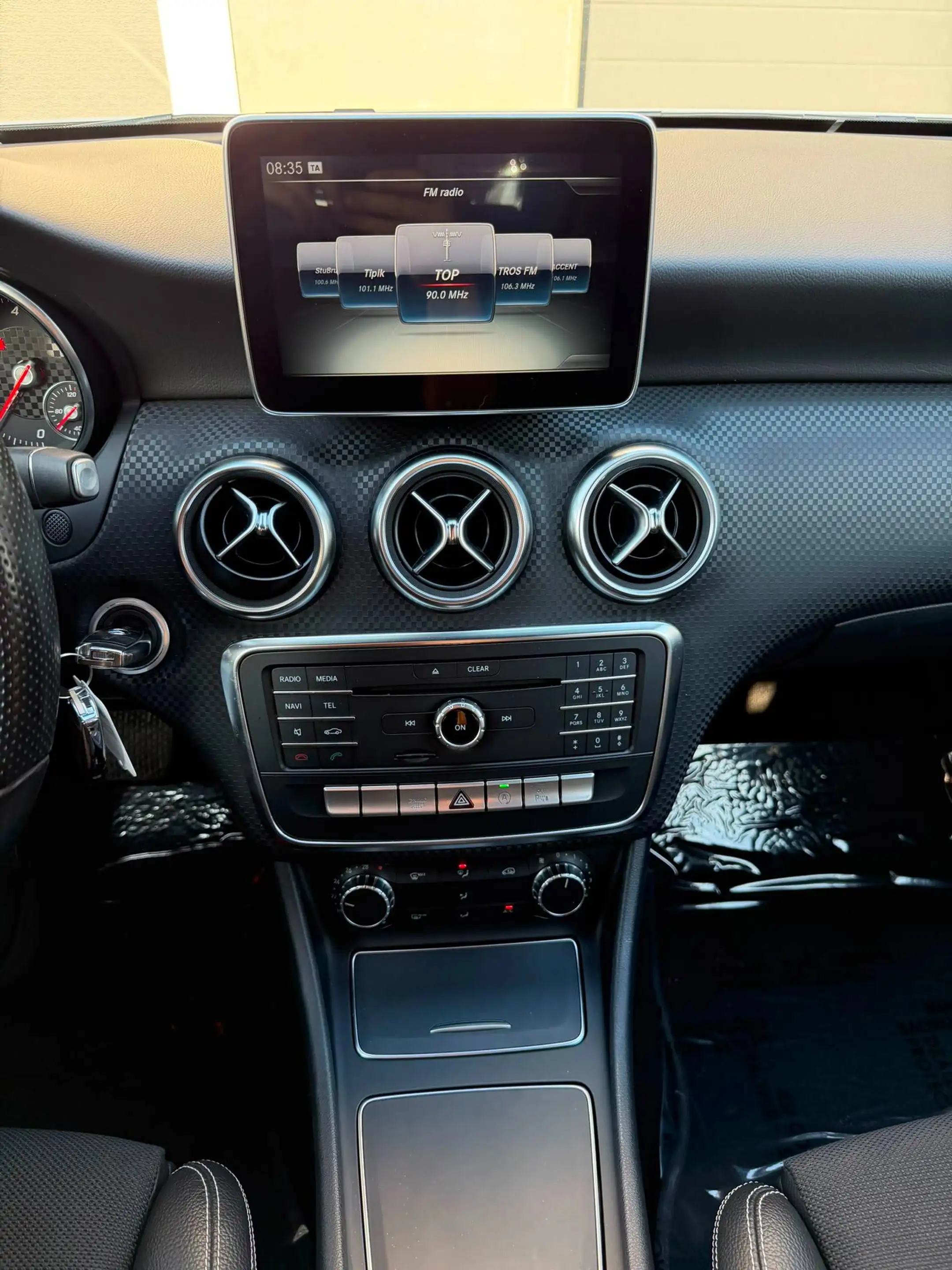 Mercedes-Benz A 180 A 180 d — photo 19