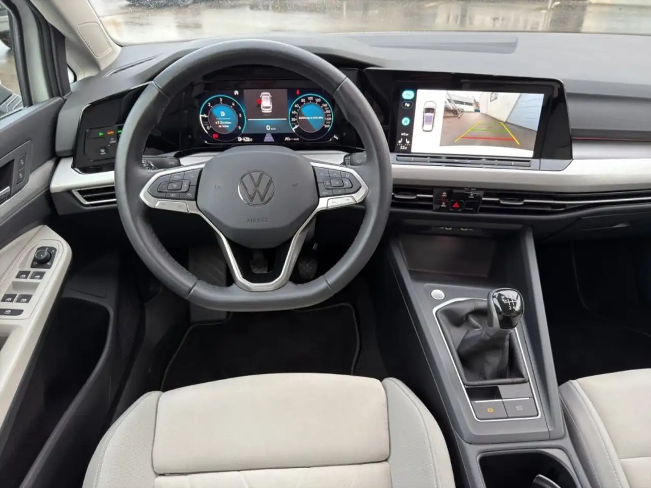 Volkswagen Golf Variant 2,0 TDI Life 7