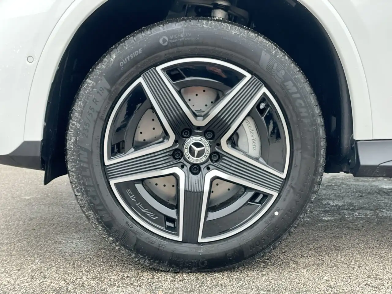 Mercedes-Benz GLC снимка Mercedes-Benz GLC