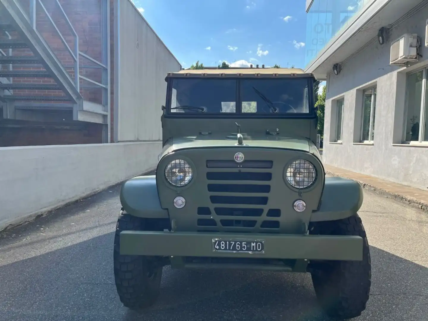 Alfa Romeo 2000 ALFAMATTA Vert - 2