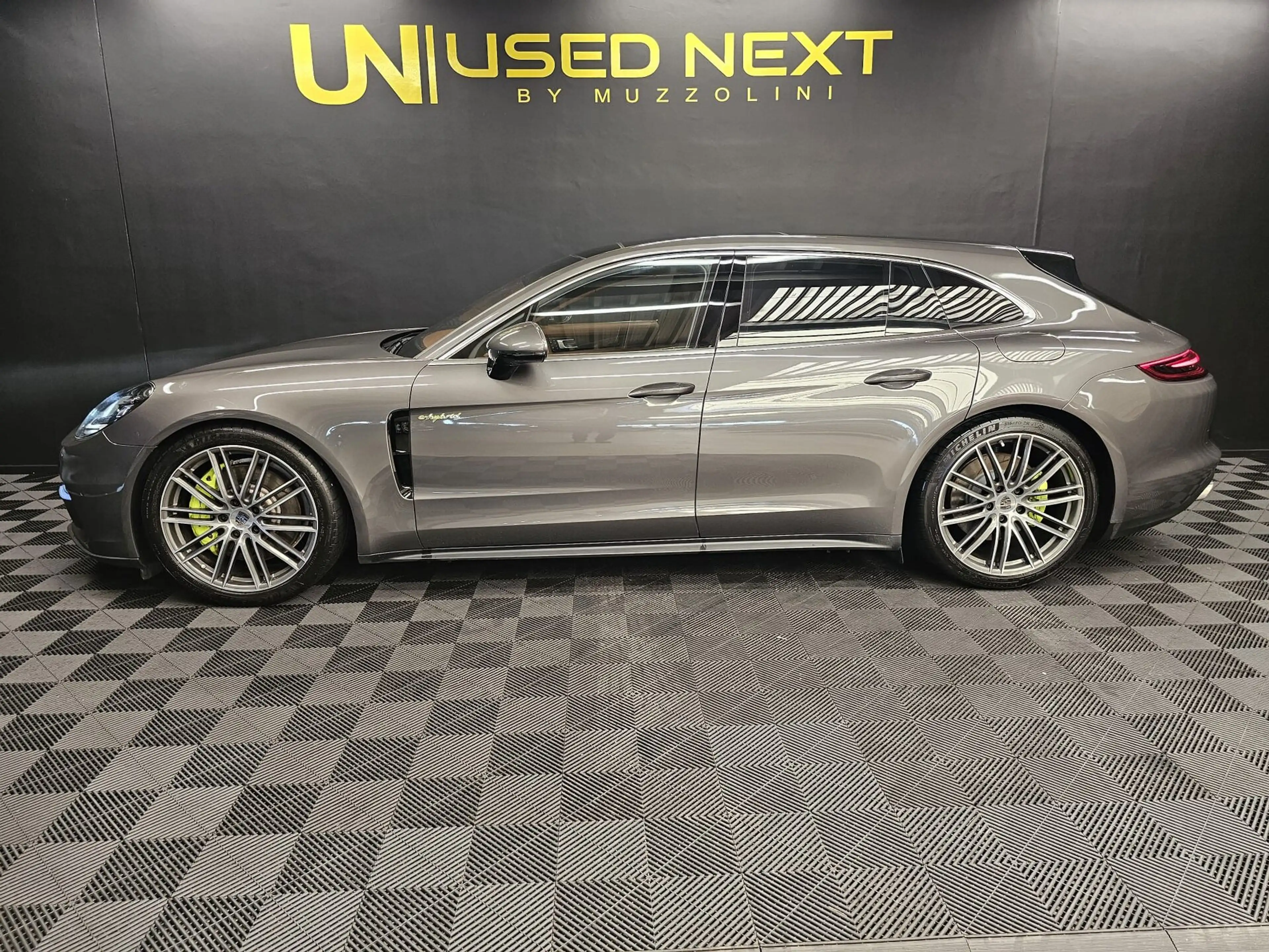 Porsche Panamera sport turismo e-hybride 462cv — photo 6