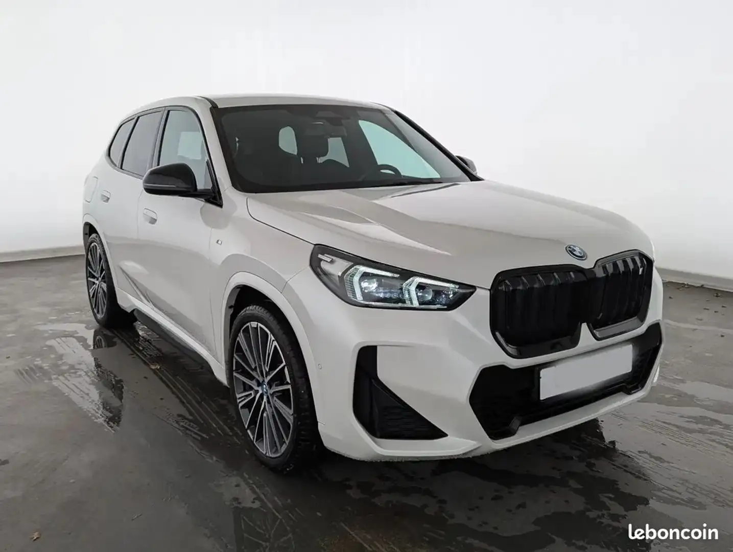 BMW iX1 xDrive30 xDrive M Sport Blanc - 1