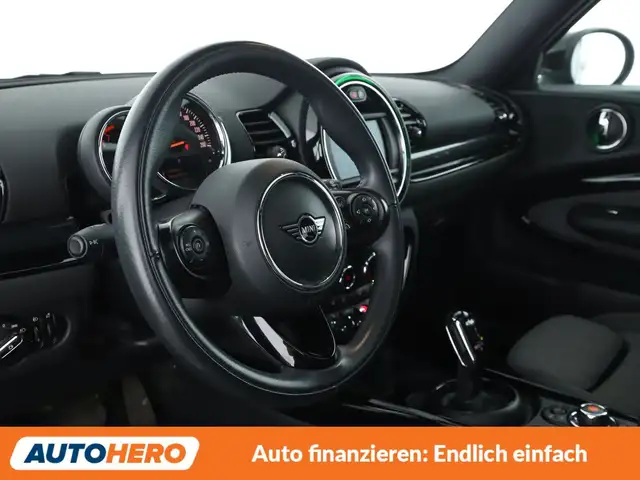 Mini Clubman view 11