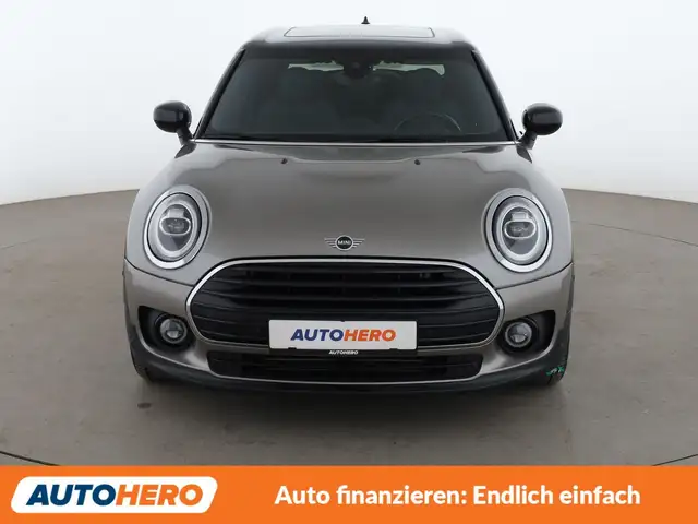Mini Clubman view 9