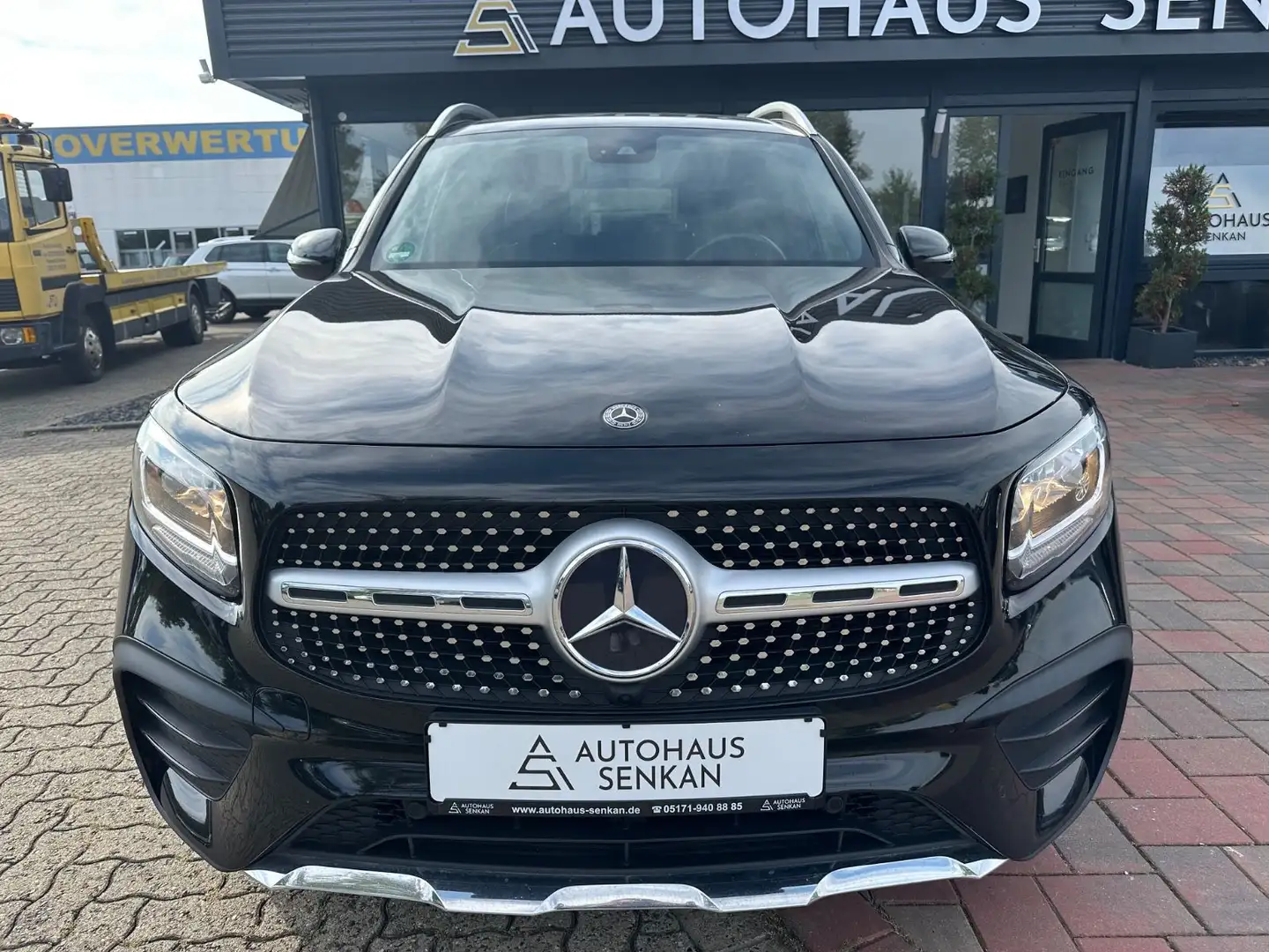 Mercedes-Benz GLB 200 AMG-Line*LEDER*AHK*MBUX* Noir - 2