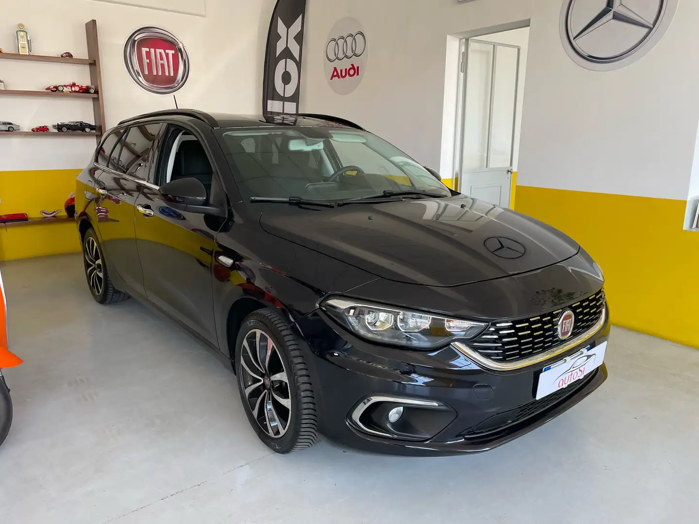 Fiat Tipo Tipo SW 1.3 mjt Lounge s Negro - 2