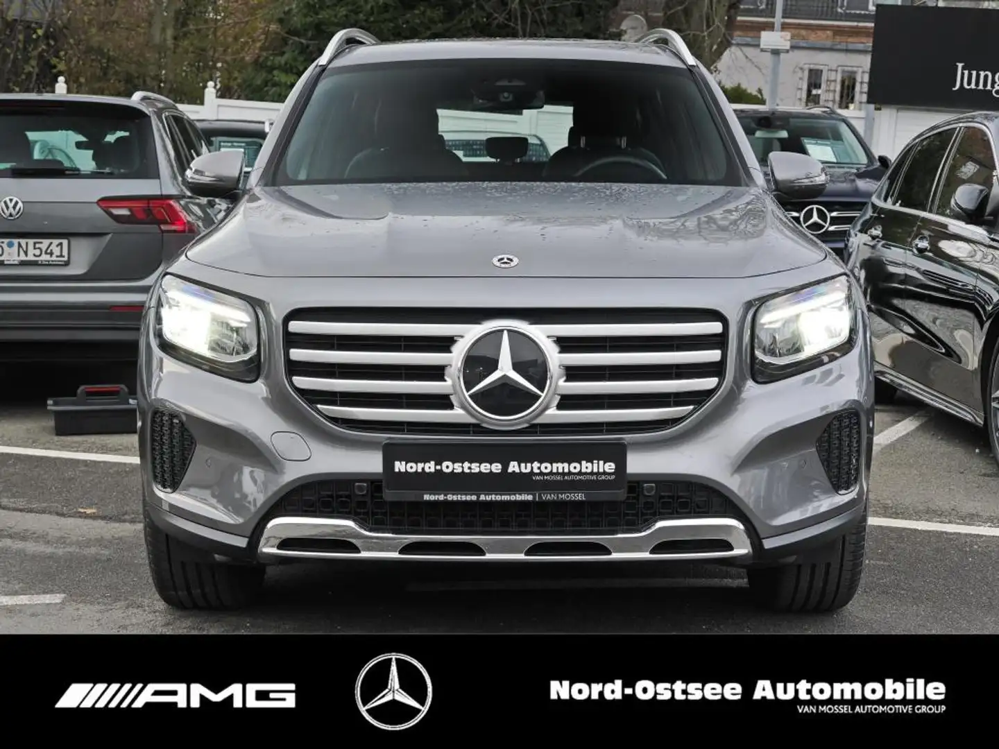 Mercedes-Benz GLB 200 d PROGRESSIVE MBUX KEYLESS-GO LED Grijs - 2