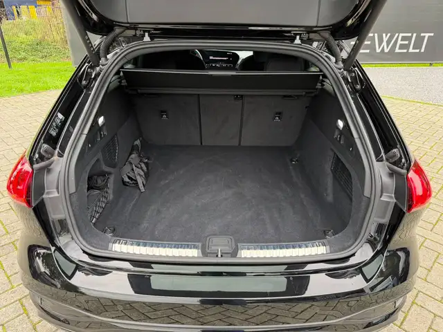 Audi A5 view 11