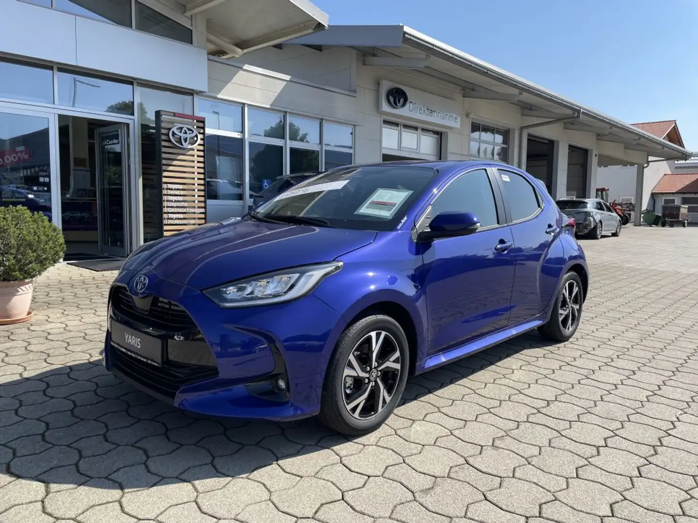 Toyota Yaris Hybrid Teamplayer *Comfort-Paket* Blau - 1