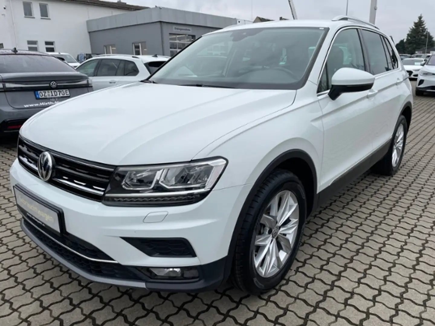 Volkswagen Tiguan Highline 2.0 TSI DSG 4Mot+NAV+ACC Blanc - 2