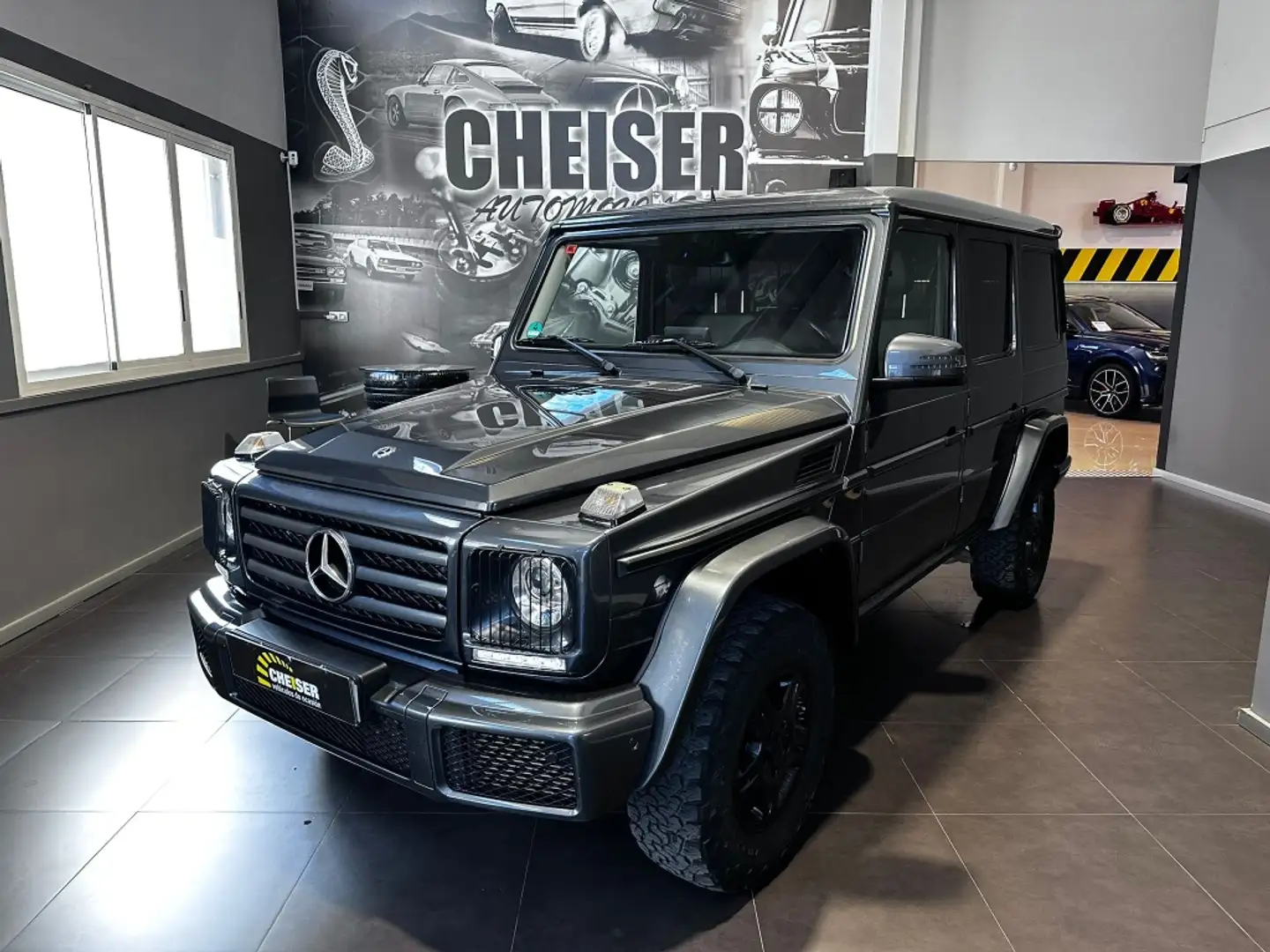 Mercedes-Benz G 350 350d Aut. Gris - 2