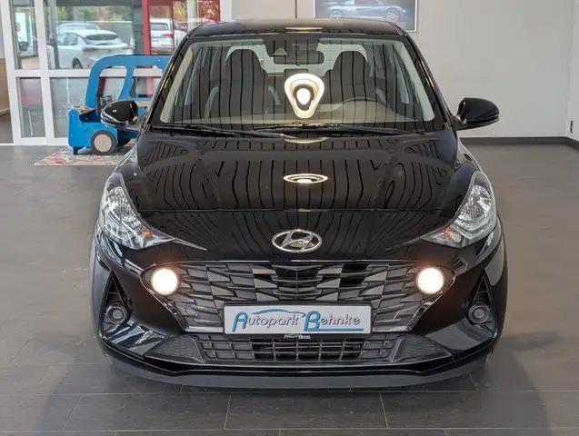 Hyundai I10 view 3
