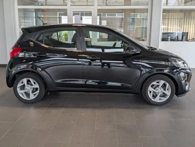 Hyundai I10 view 2