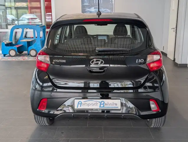 Hyundai I10 view 9