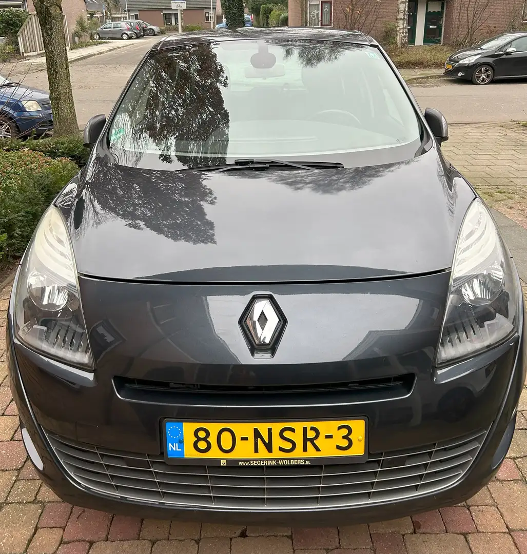Renault Megane 1.6 Celsium Grau - 2