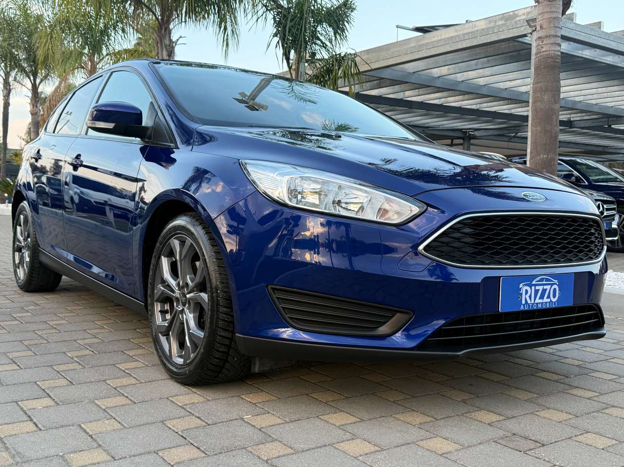 Ford Focus 1.5TDCI 120CV 5 PORTE BERLINA TITANIUM