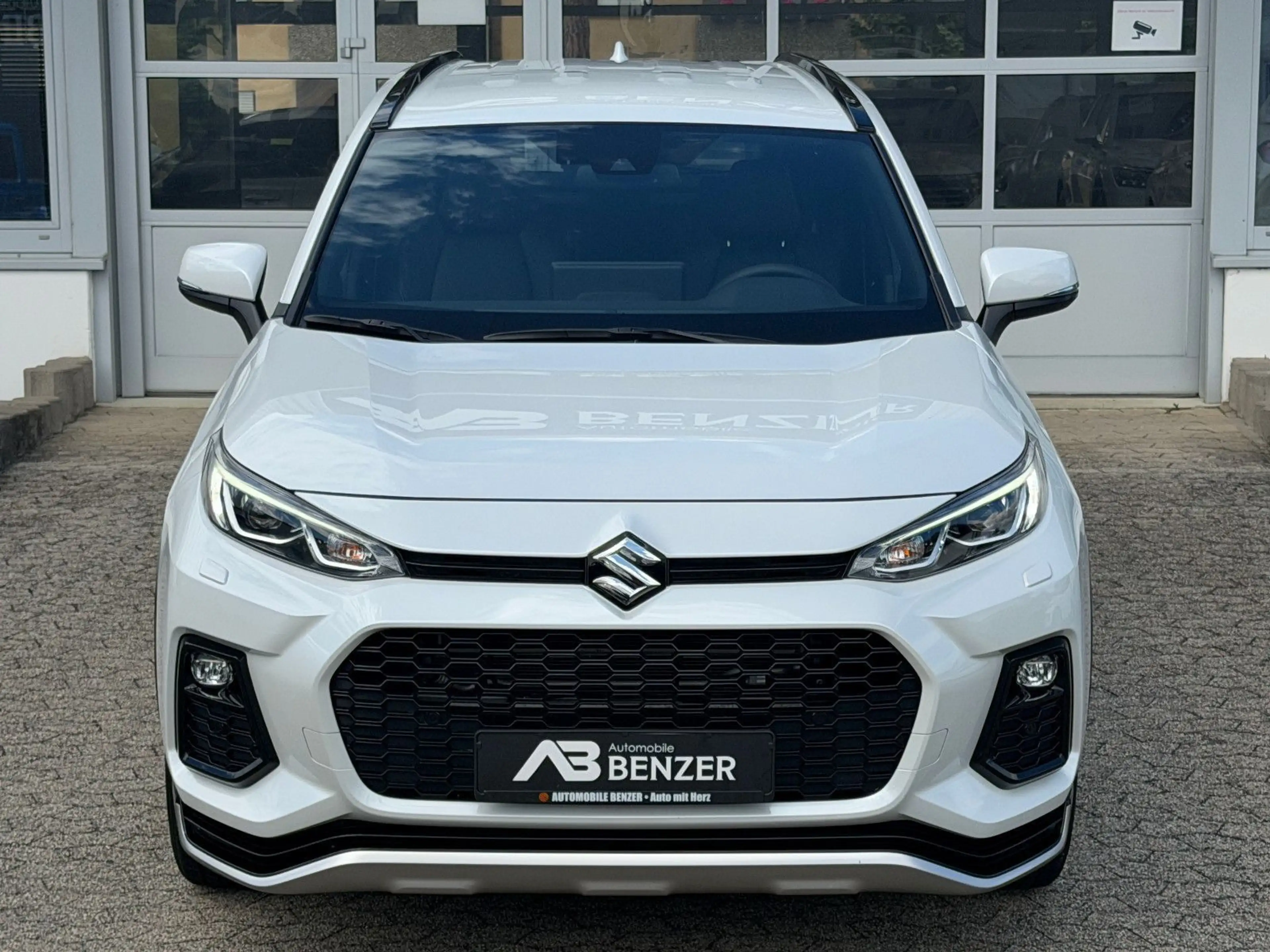 Suzuki Across 2.5 Plug-In Hybrid Comfort+ E-Four/ACC/ — photo 2