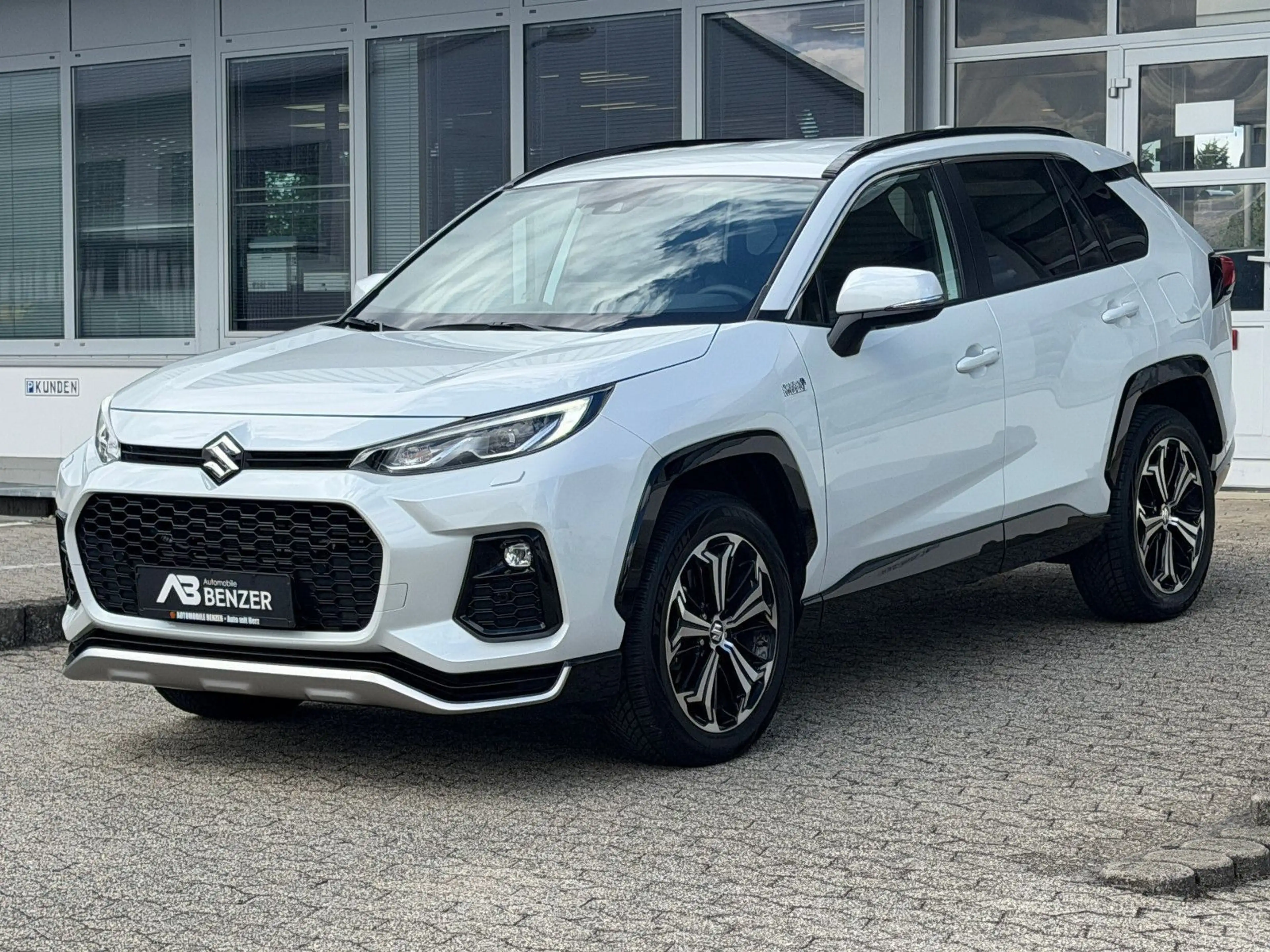 Suzuki Across 2.5 Plug-In Hybrid Comfort+ E-Four/ACC/