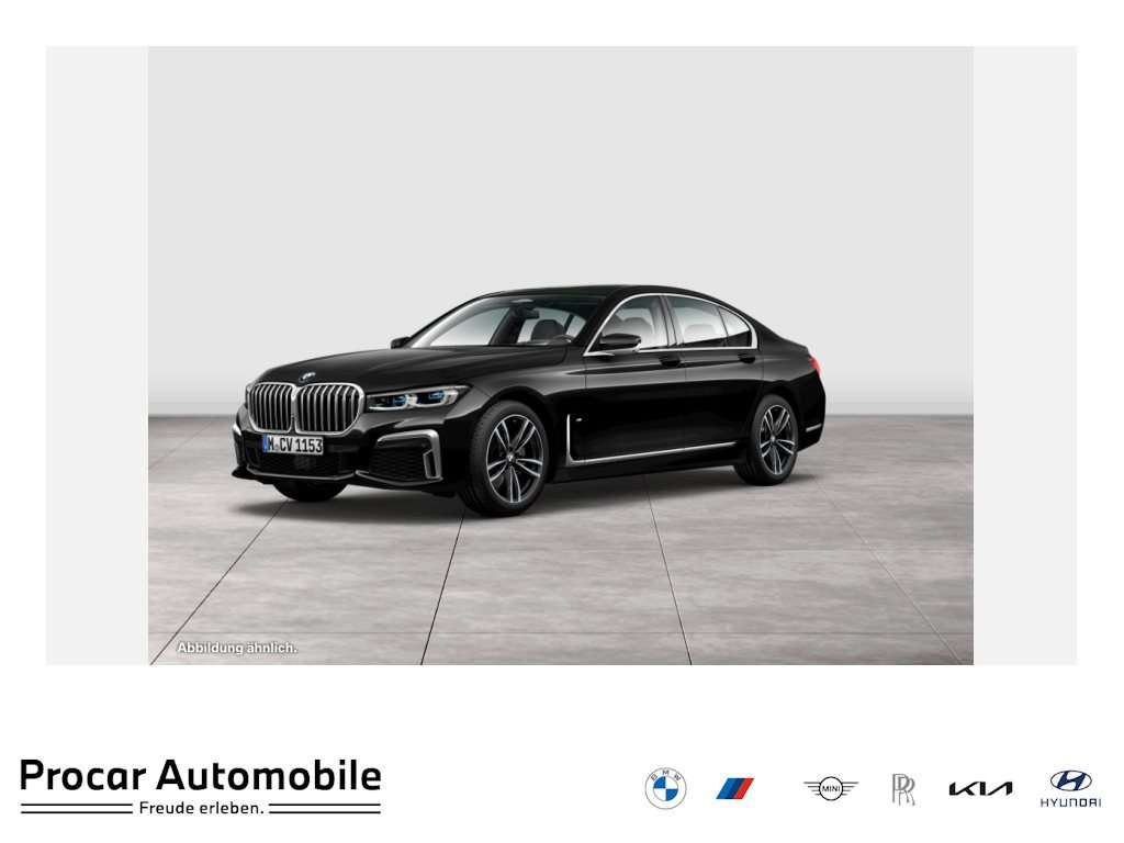 2022 BMW 730