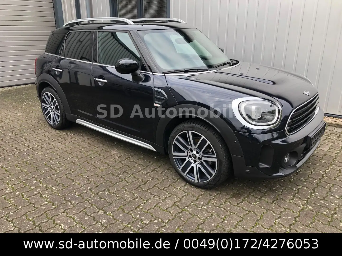 MINI Cooper Countryman MINI YOURS LEDER+PANO+AHK Schwarz - 1