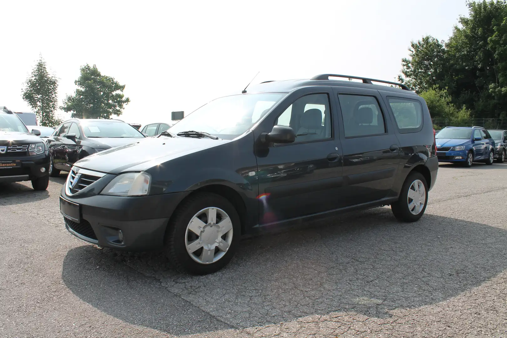 Dacia Logan 1.6 105 PS KLIMA TÜV Grau - 1