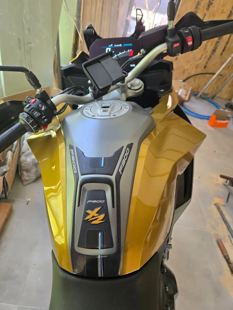 BMW F 900 XR Zlatna - 1