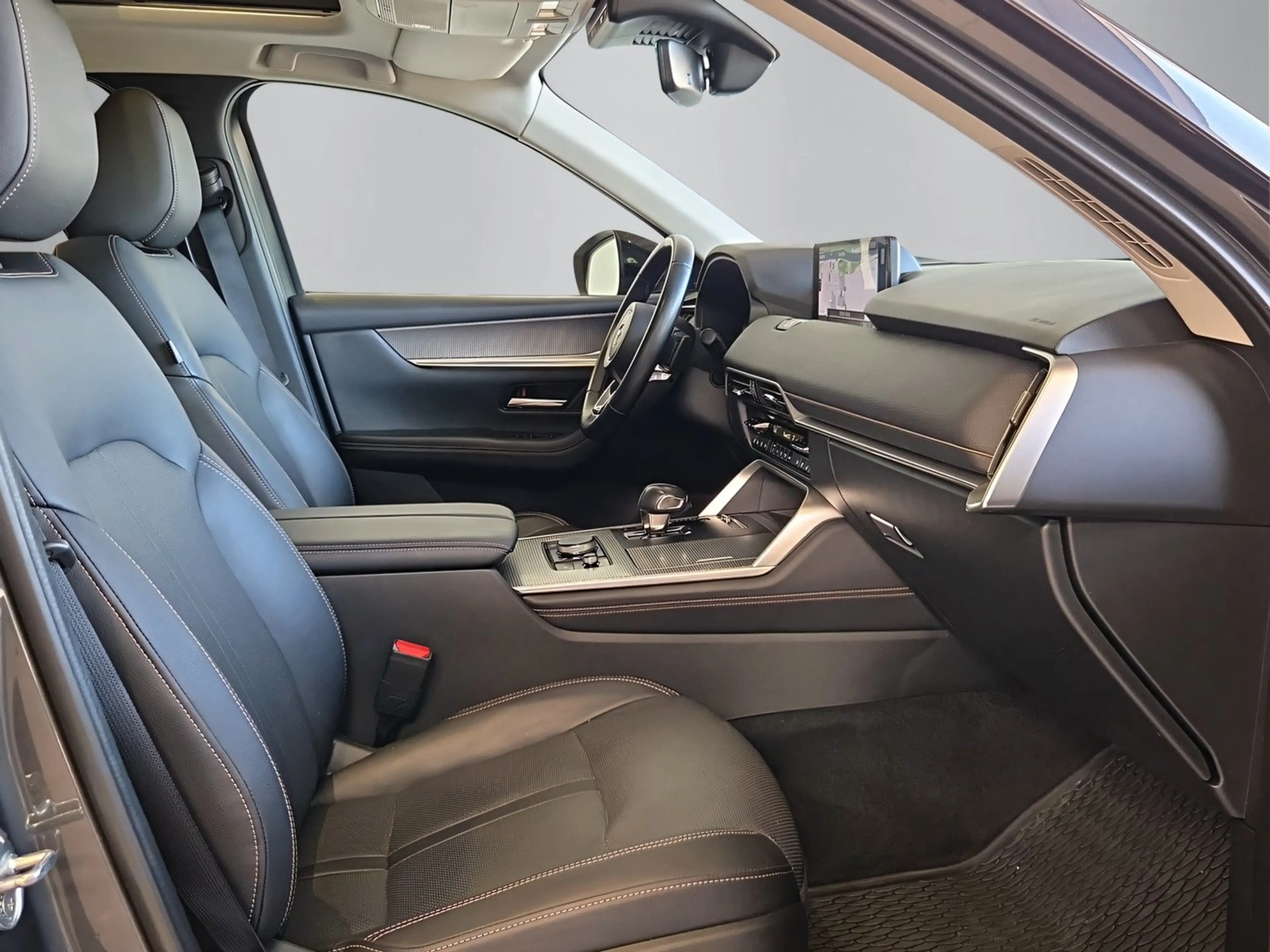 Mazda CX-60 2.5L e-SKYACTIV PHEV AWD HOMURA CO — photo 11