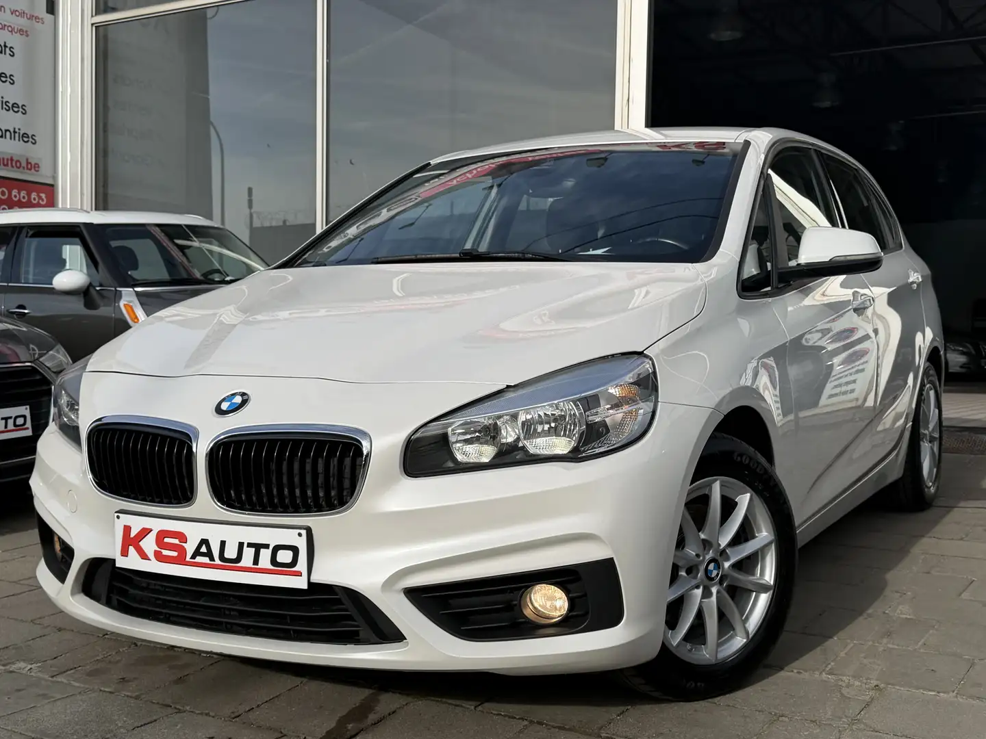 BMW 216 d Active Tourer/222.178km/navi/cuir/euro 6b Blanco - 1