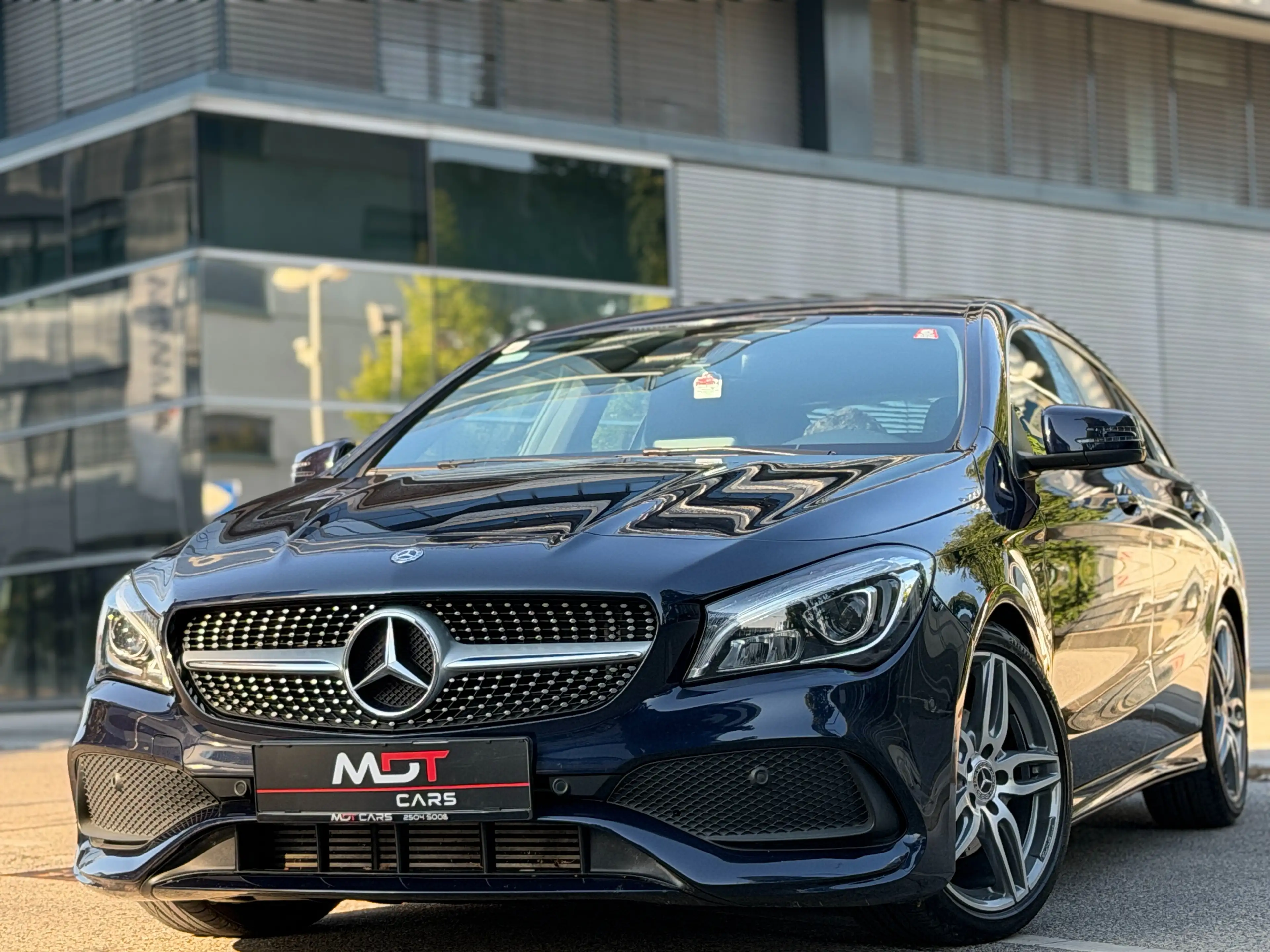 Mercedes-Benz CLA 200 CLA 200 CDI Aut.|AMG-LINE