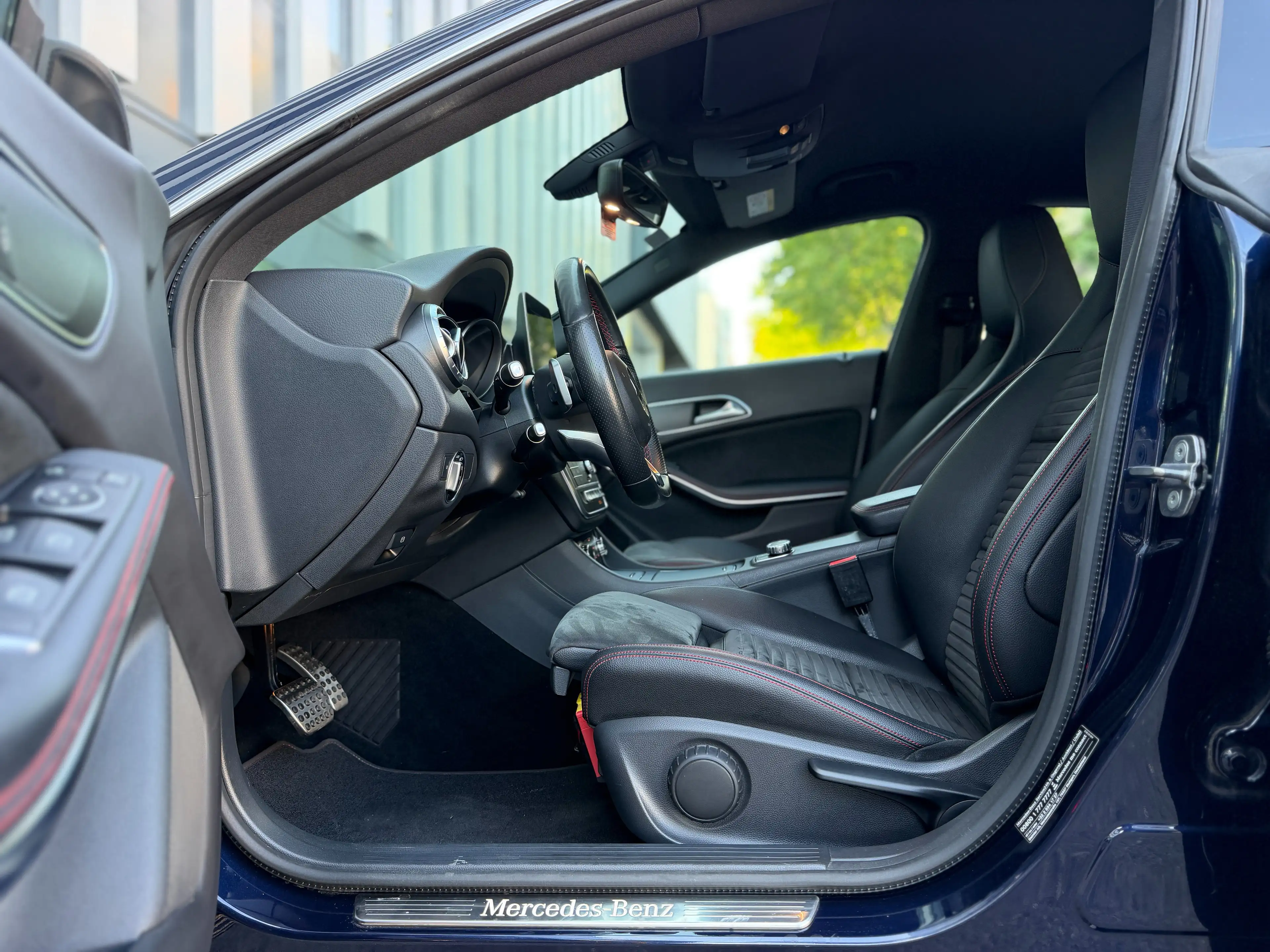 Mercedes-Benz CLA 200 CLA 200 CDI Aut.|AMG-LINE — photo 12