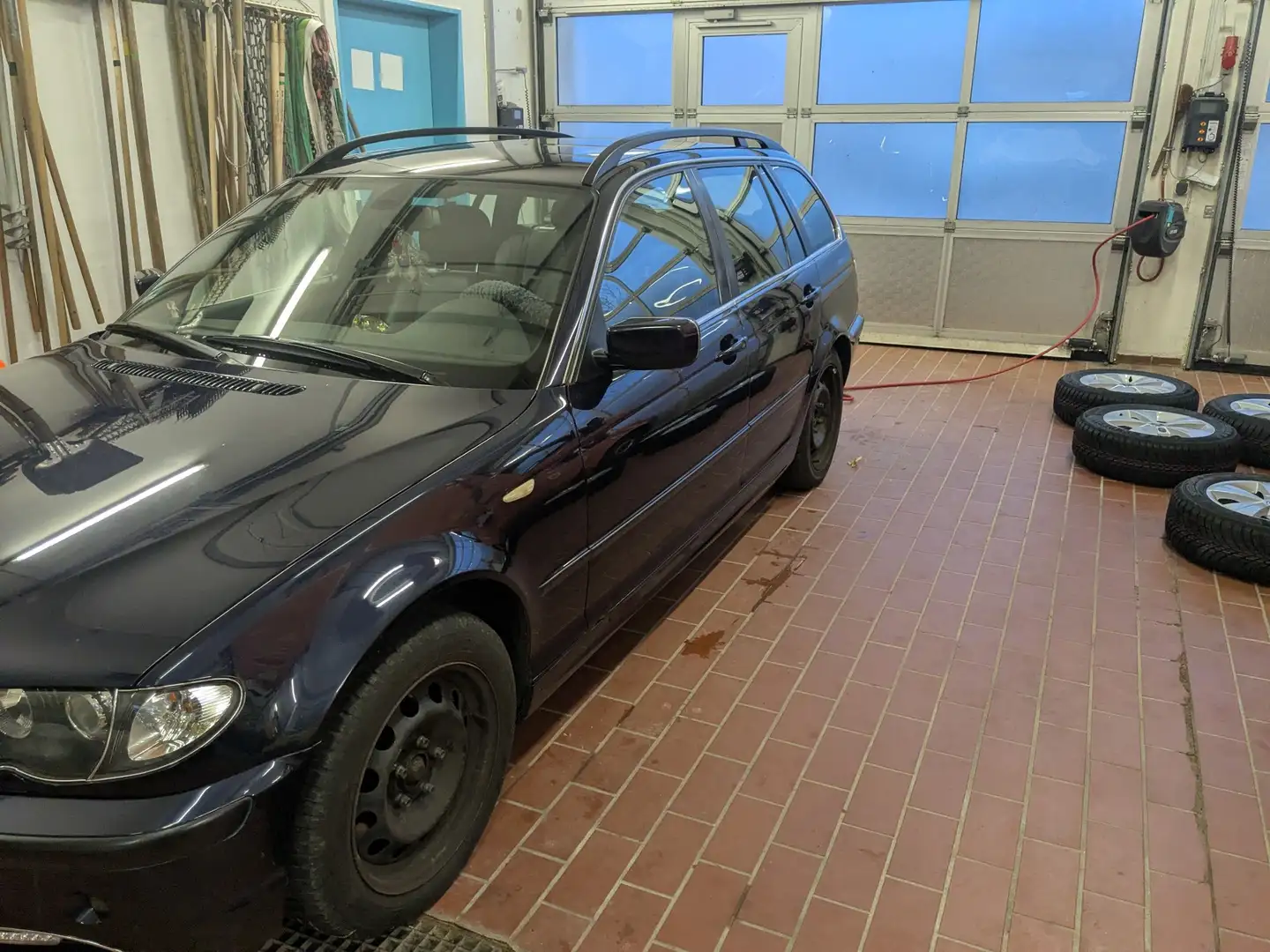 BMW 320 320d DPF Touring Aut. - 2