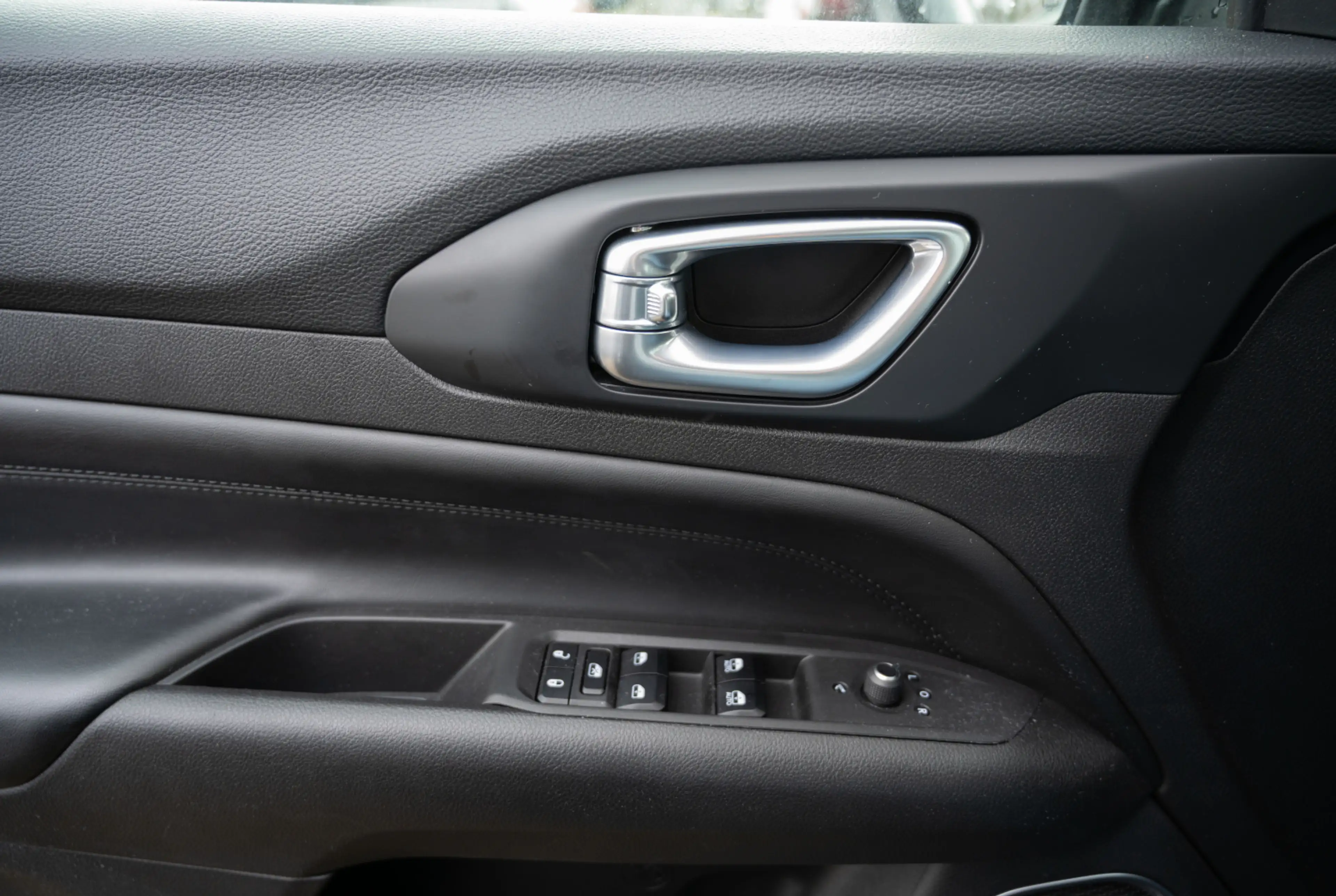 Jeep Compass High Altitude 1.5 Hybrid 48V *WINTER-PAKET* — photo 13