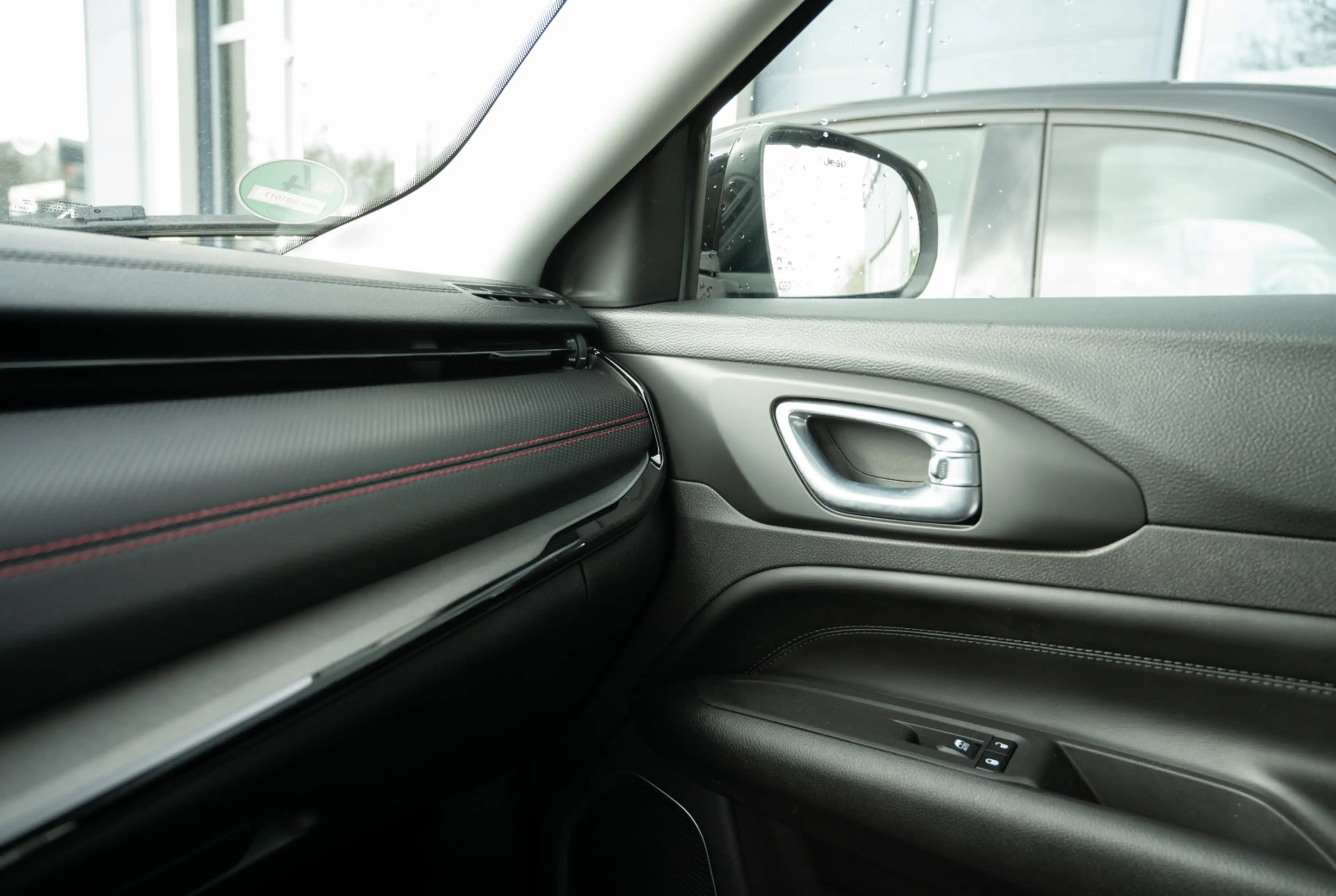 Jeep Compass High Altitude 1.5 Hybrid 48V *WINTER-PAKET* — photo 12