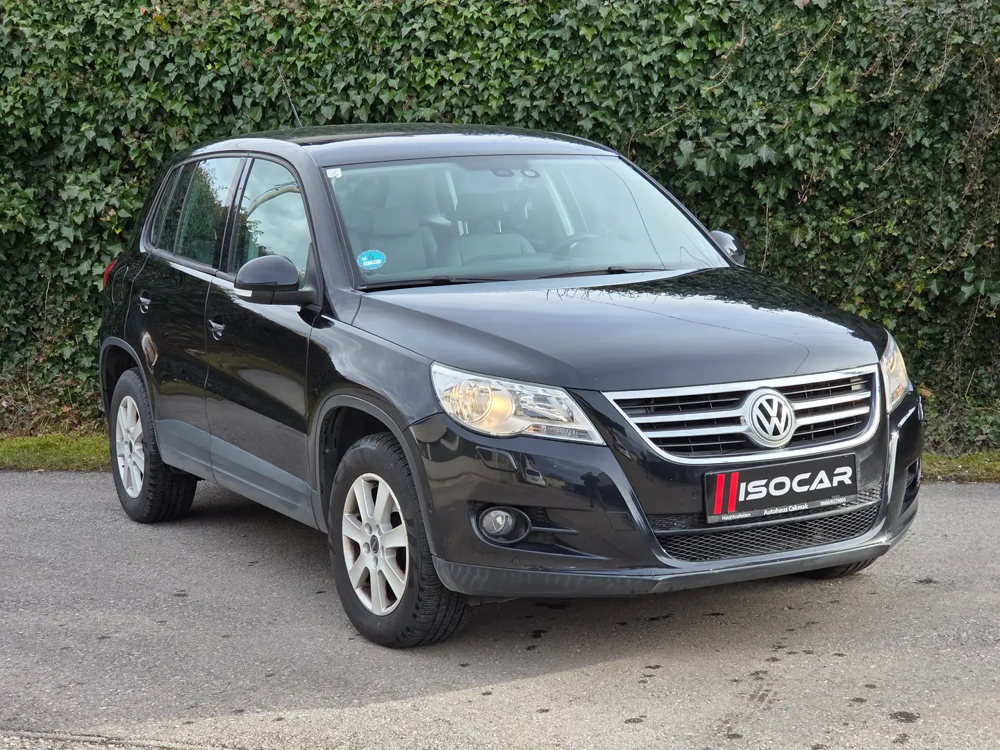 Volkswagen Tiguan 2,0 TDI // ALLRAD // PARK-ASSIST // PICKERL NEU // Schwarz - 1