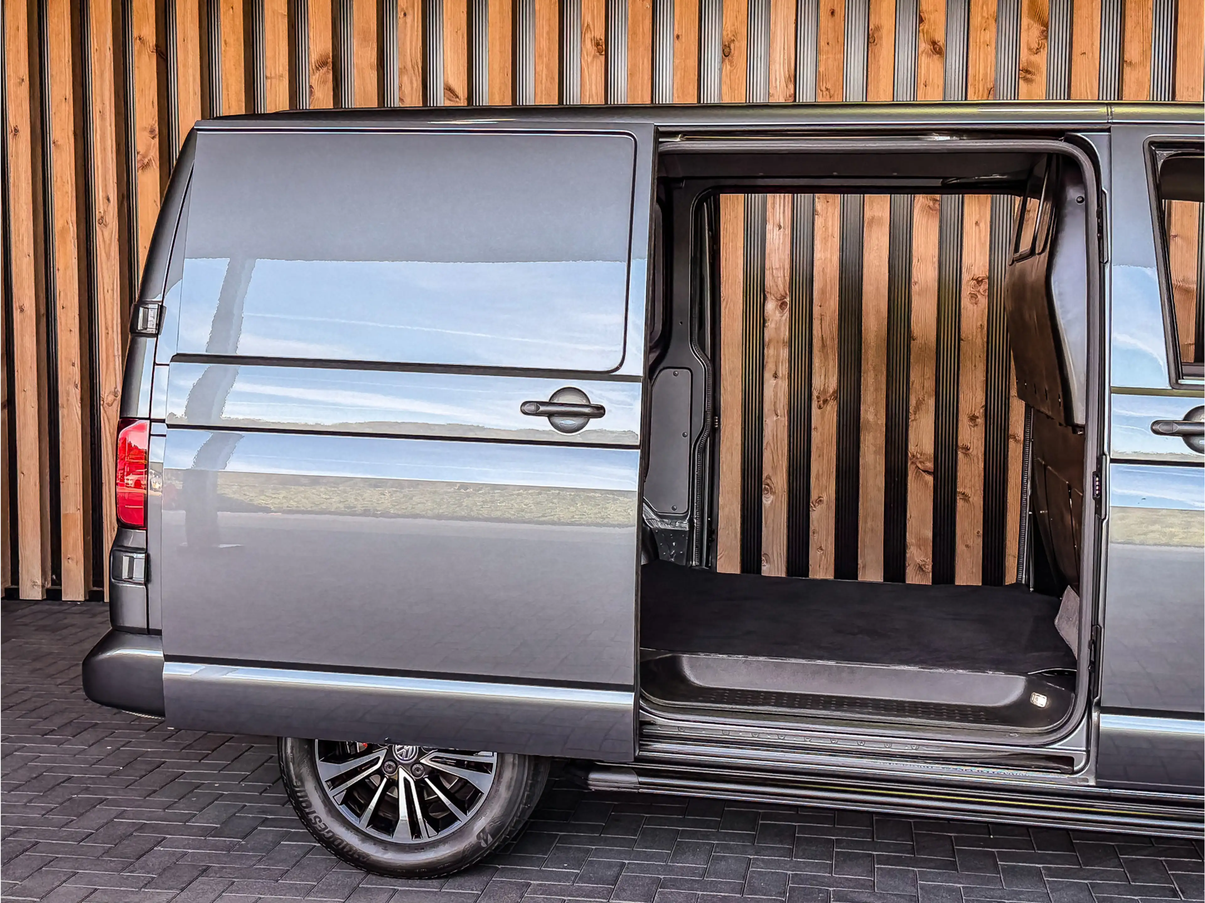 Volkswagen T6.1 Transporter 2.0 TDI 150PK DSG Bestelwagen L1H1 | 2X SCHUIFDEUR — photo 40