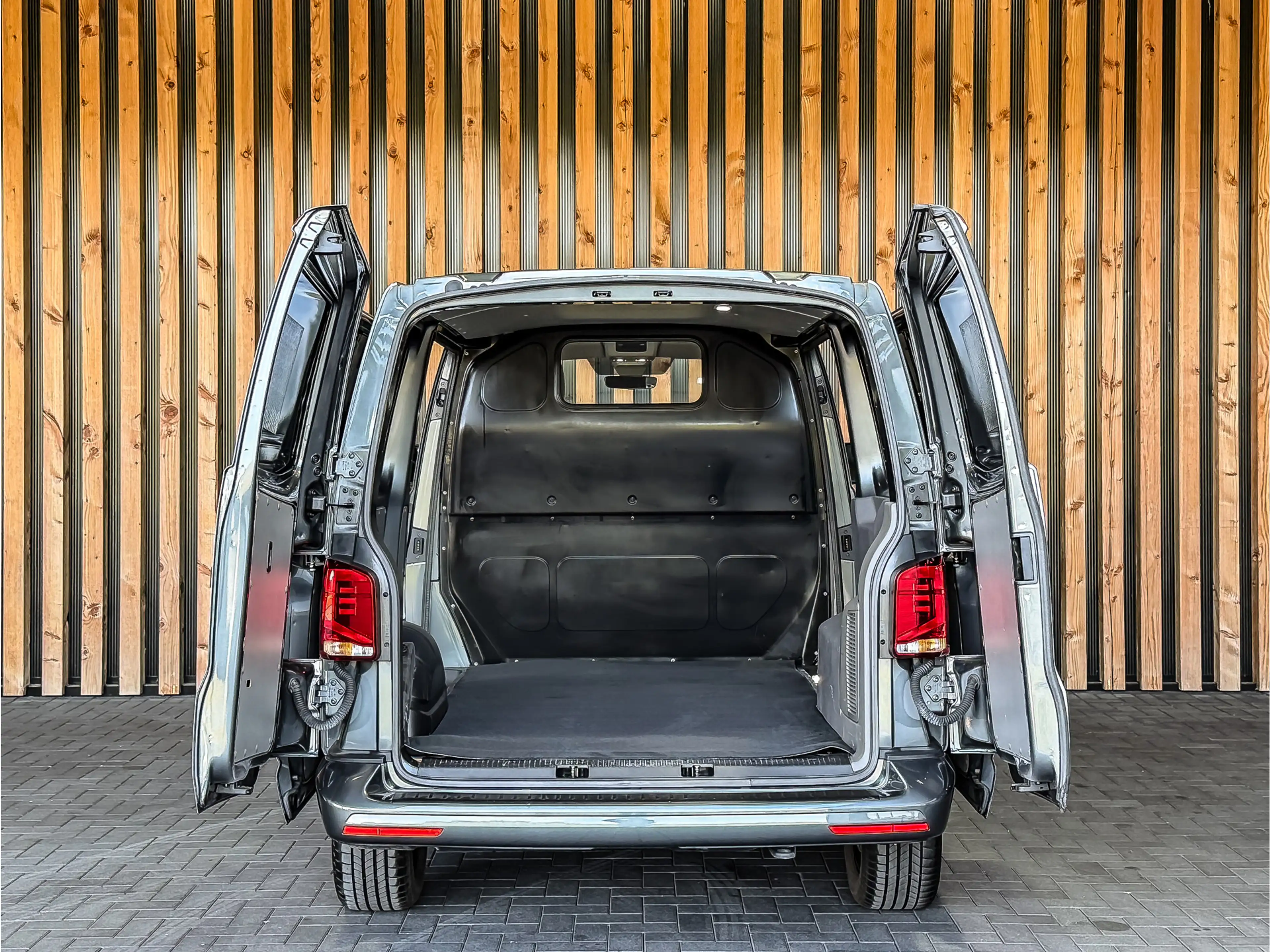 Volkswagen T6.1 Transporter 2.0 TDI 150PK DSG Bestelwagen L1H1 | 2X SCHUIFDEUR — photo 5