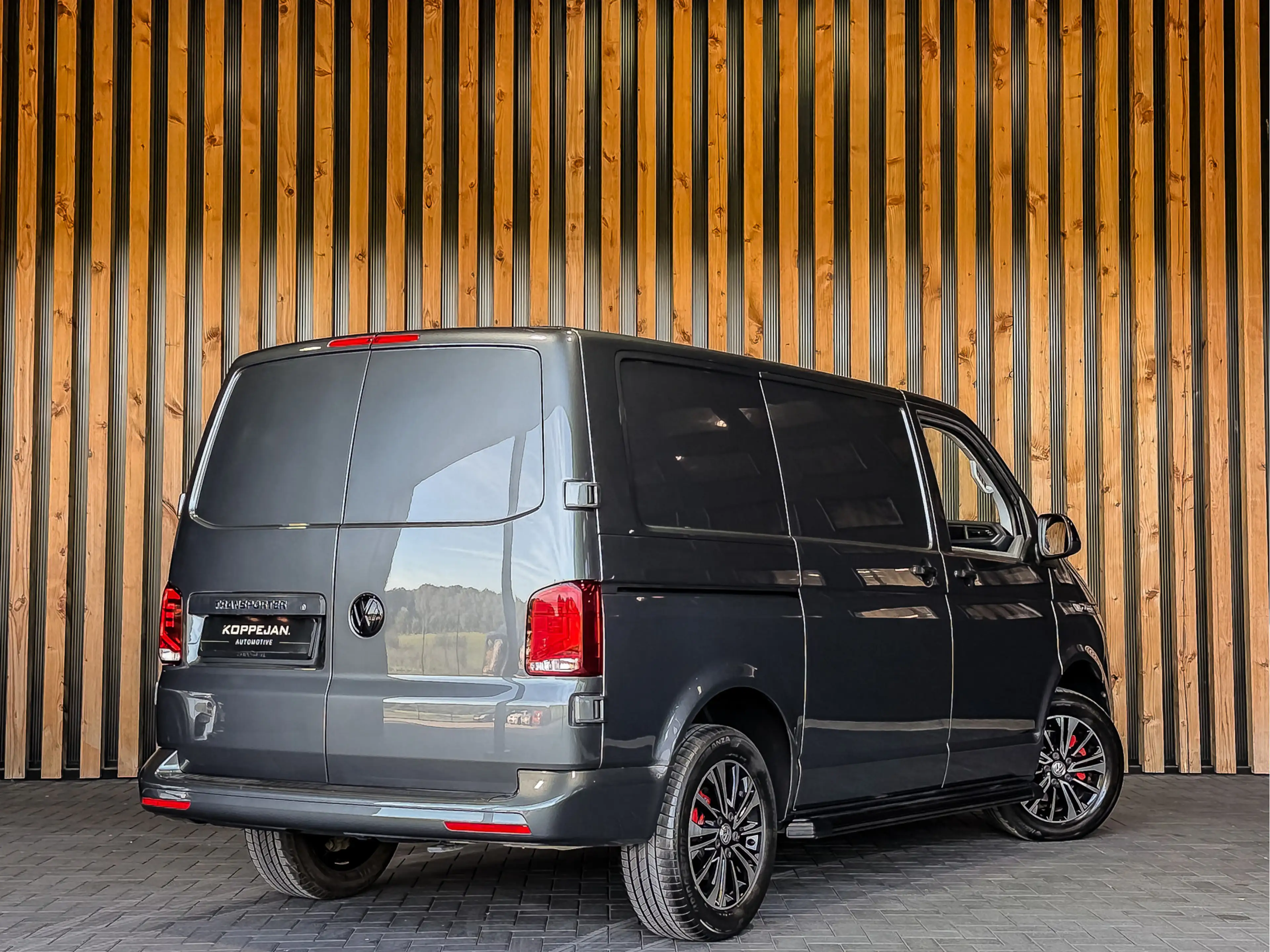 Volkswagen T6.1 Transporter 2.0 TDI 150PK DSG Bestelwagen L1H1 | 2X SCHUIFDEUR — photo 3