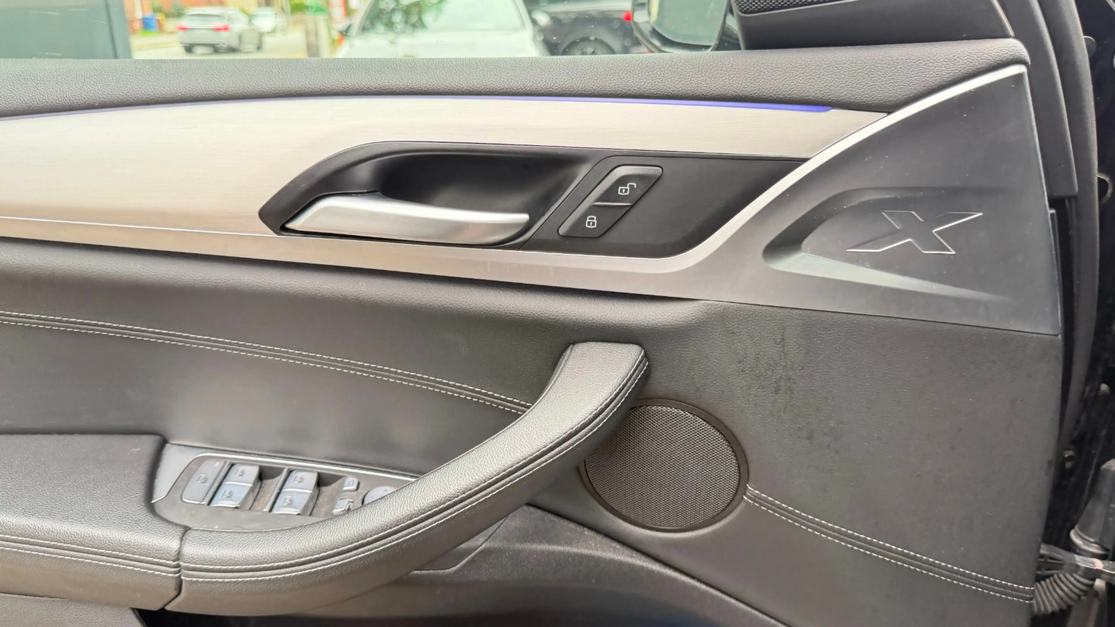 BMW X4 xDrive 30 i M Sport — photo 11