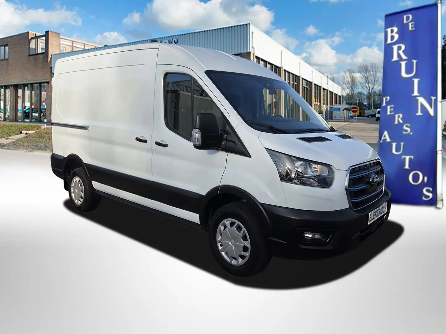 Ford E-Transit 350 L2H2 Trend 68 kWh Navi , Achteruitrijcamera Blanc - 1