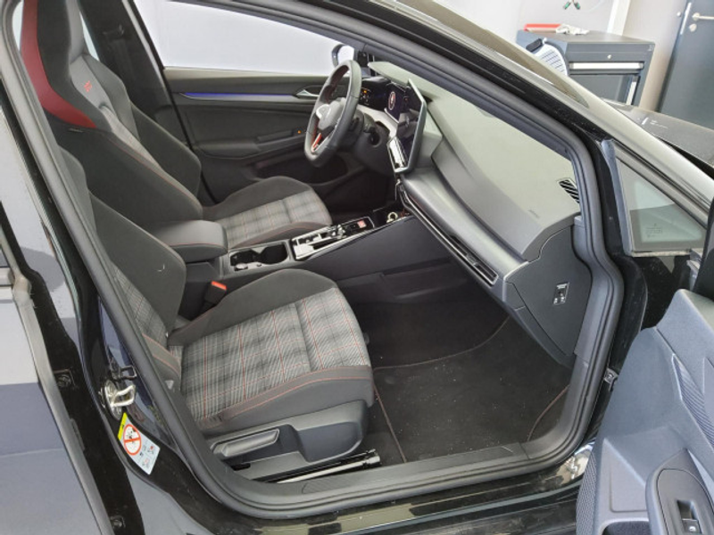 Volkswagen Golf GTI Golf VIII GTI 2.0 TSI DSG *ACC*Head*NAV*Sport* — photo 4