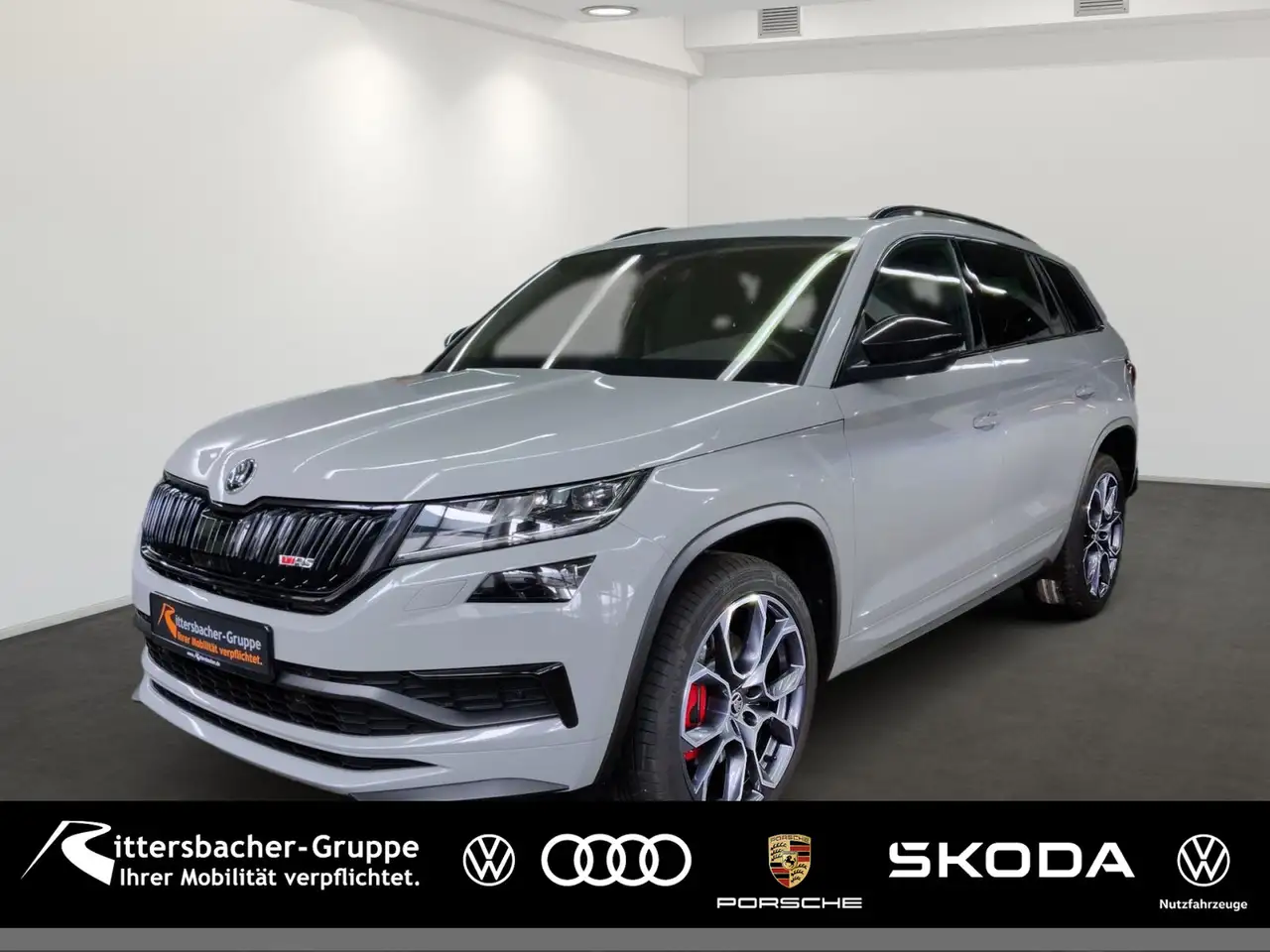 Skoda Kodiaq SUV/4x4/Pick-up in Grijs tweedehands in Kaiserslautern voor € 35.850,-