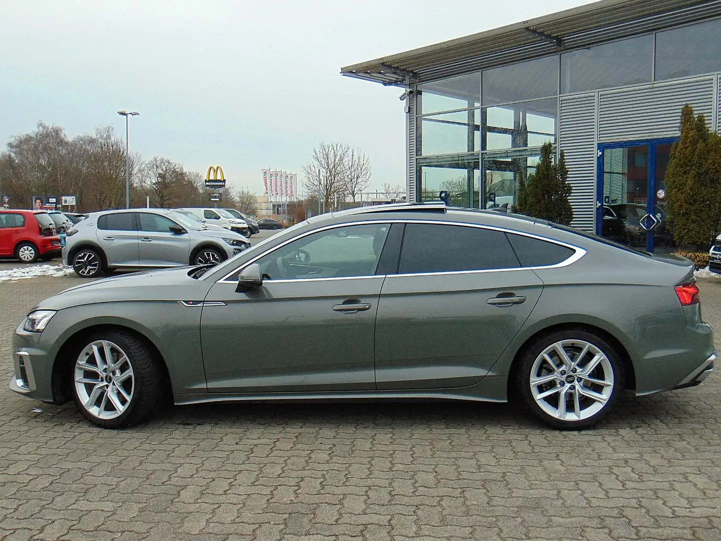 Audi A5 Sportback 35 TFSI S line - Matrix - Pano - Grau - 2