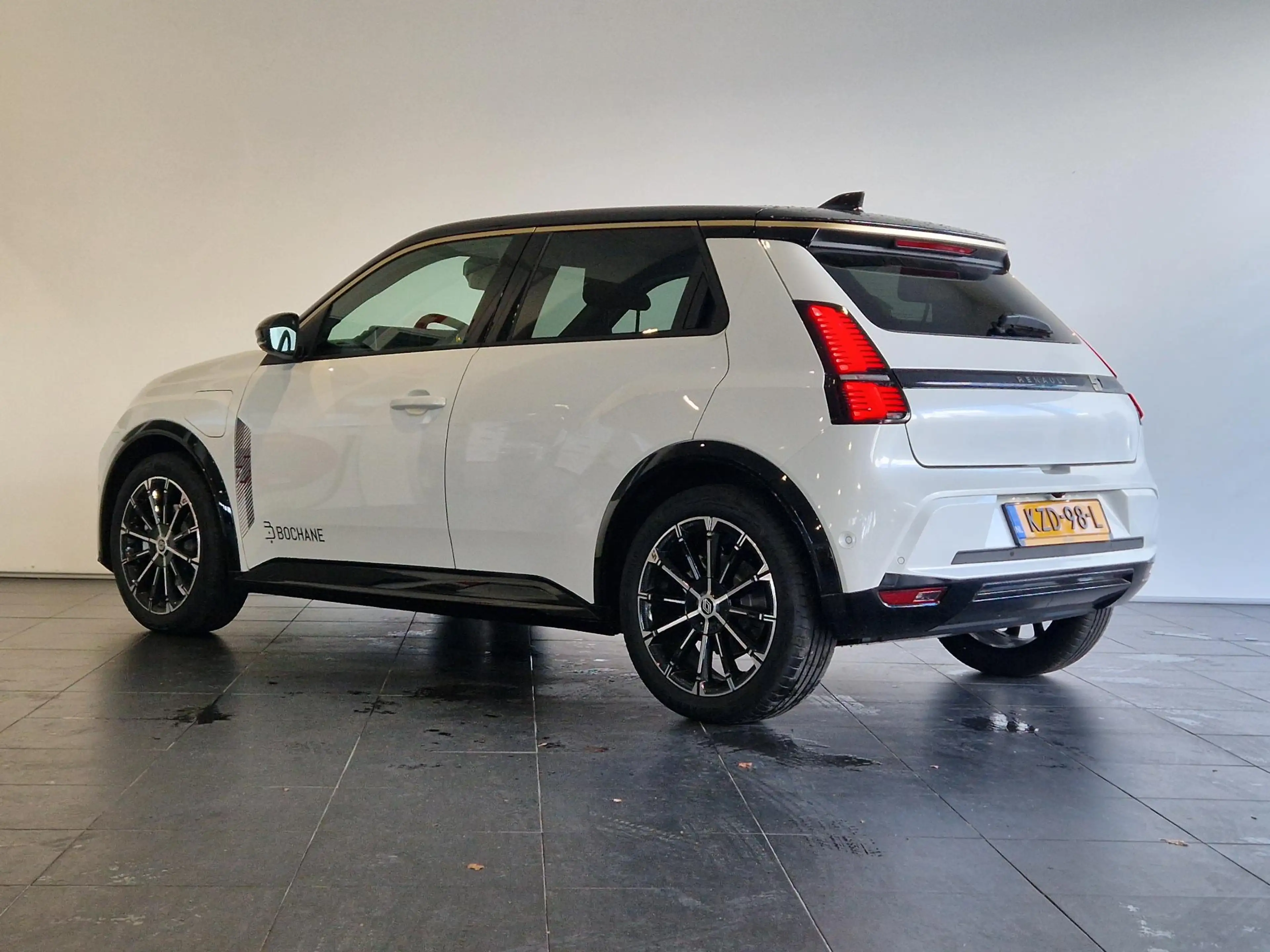 Renault R 5 comfort range iconic cinq 52 kWh DEMO | HARMAN KAR — photo 6