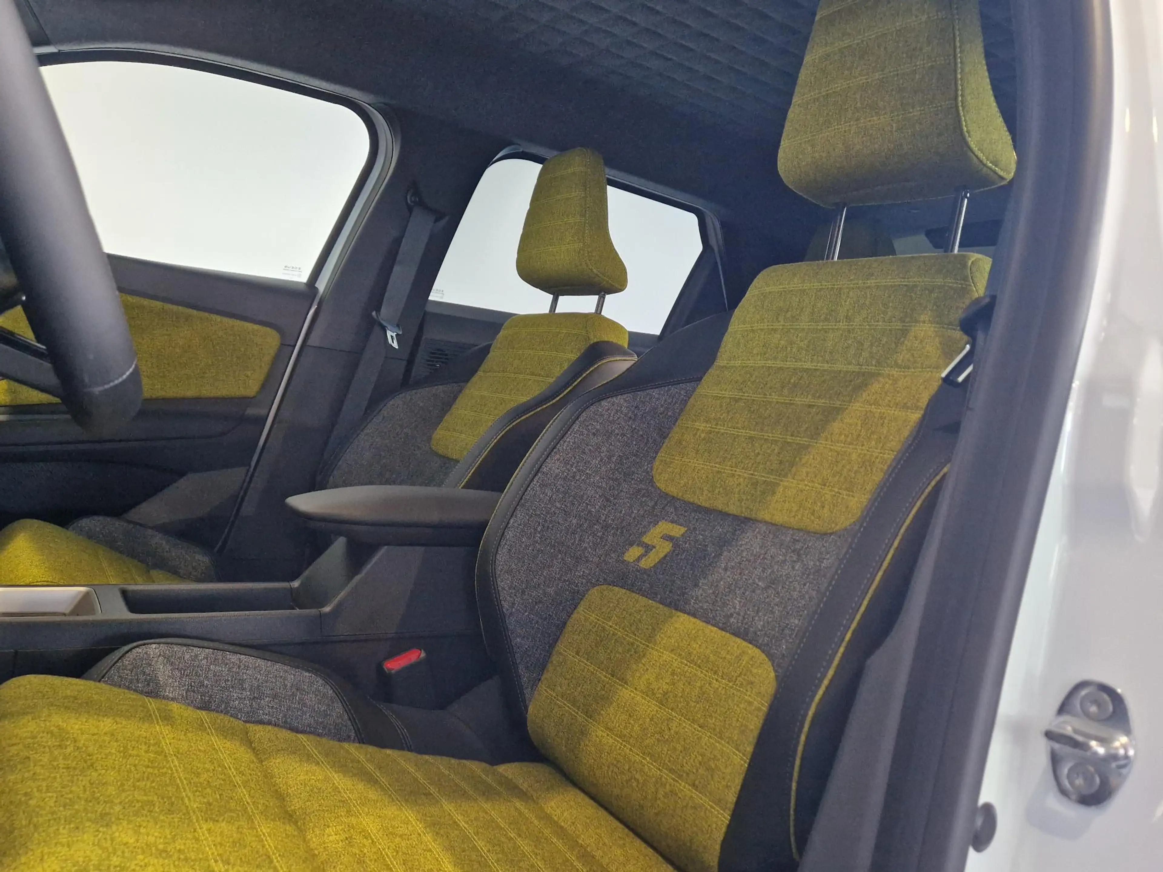 Renault R 5 comfort range iconic cinq 52 kWh DEMO | HARMAN KAR — photo 7