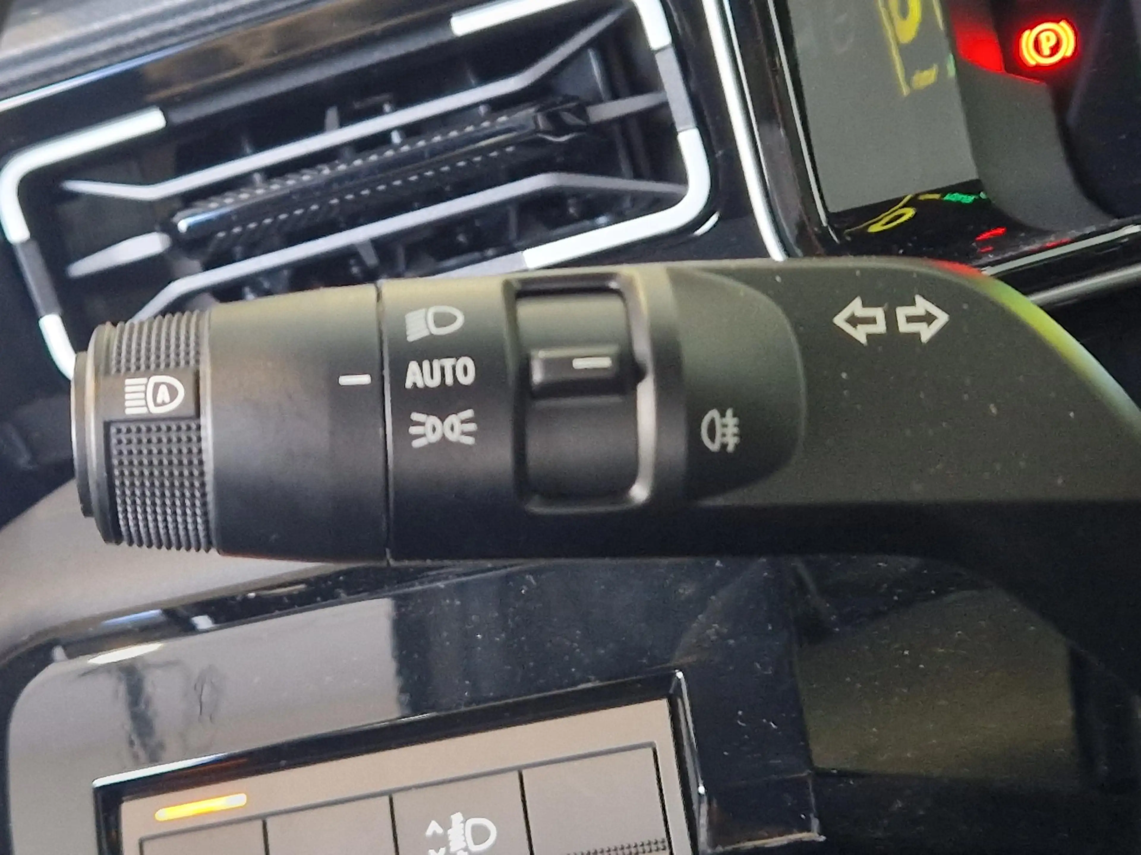 Renault R 5 comfort range iconic cinq 52 kWh DEMO | HARMAN KAR — photo 24