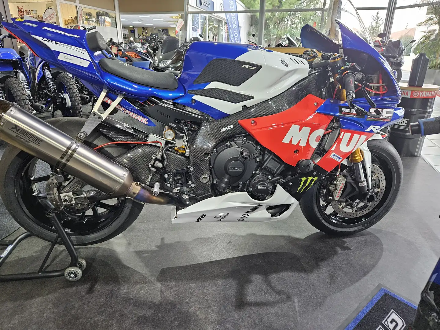 Yamaha YZF 1000 - 1